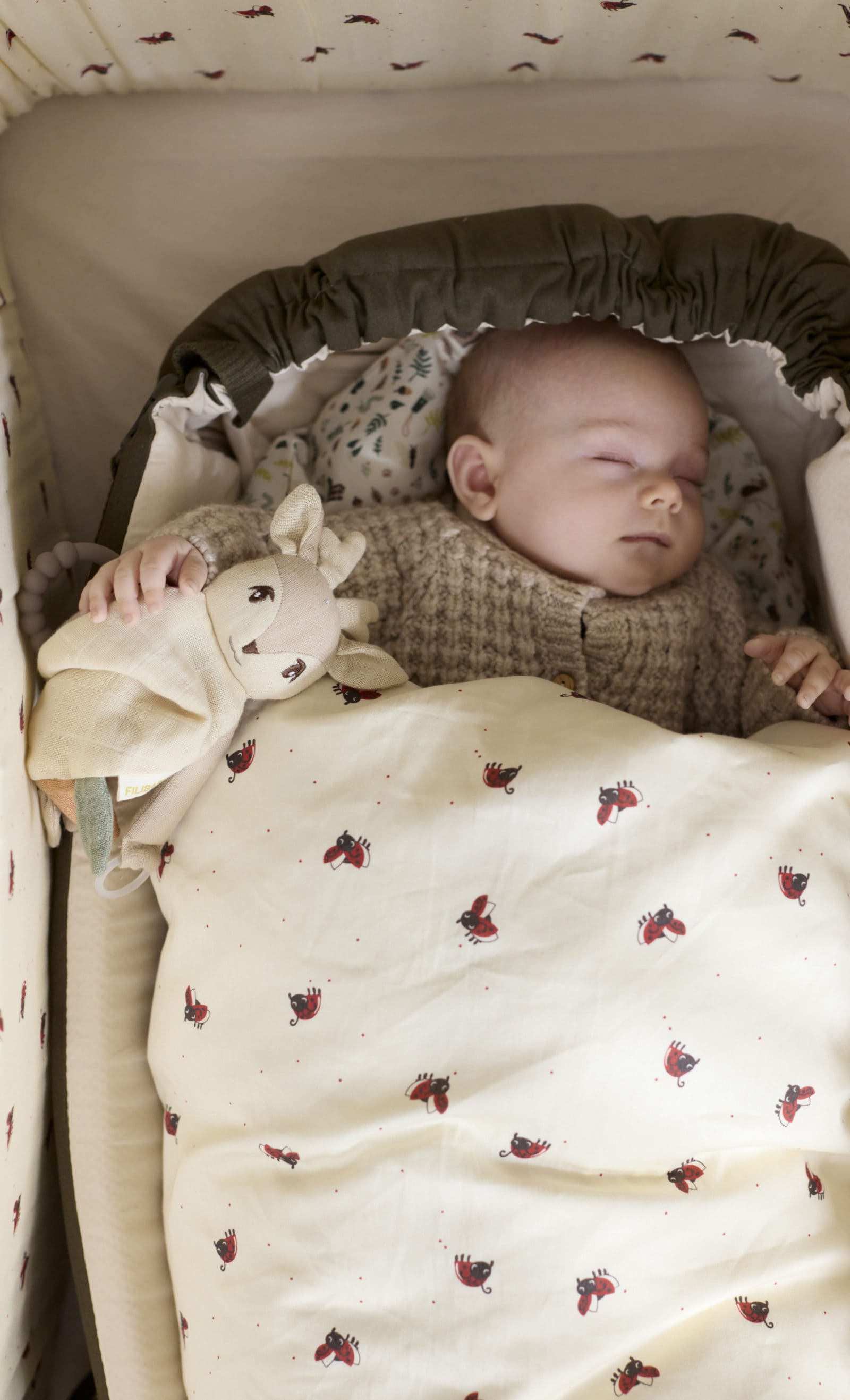 Comfort blanket with teether - Fawn