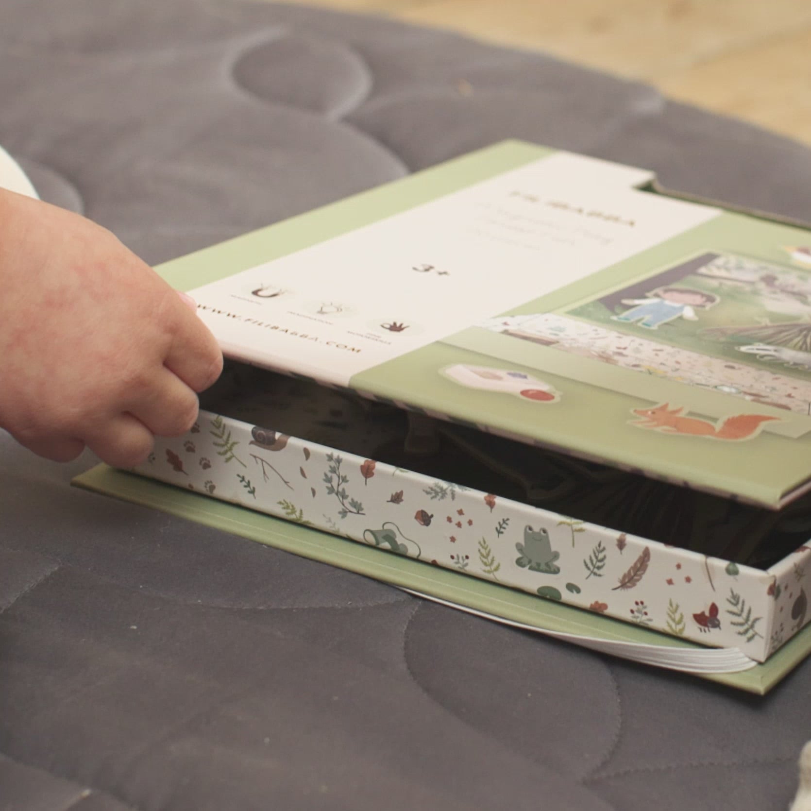 Video laden: Magnetic play - Forest fun