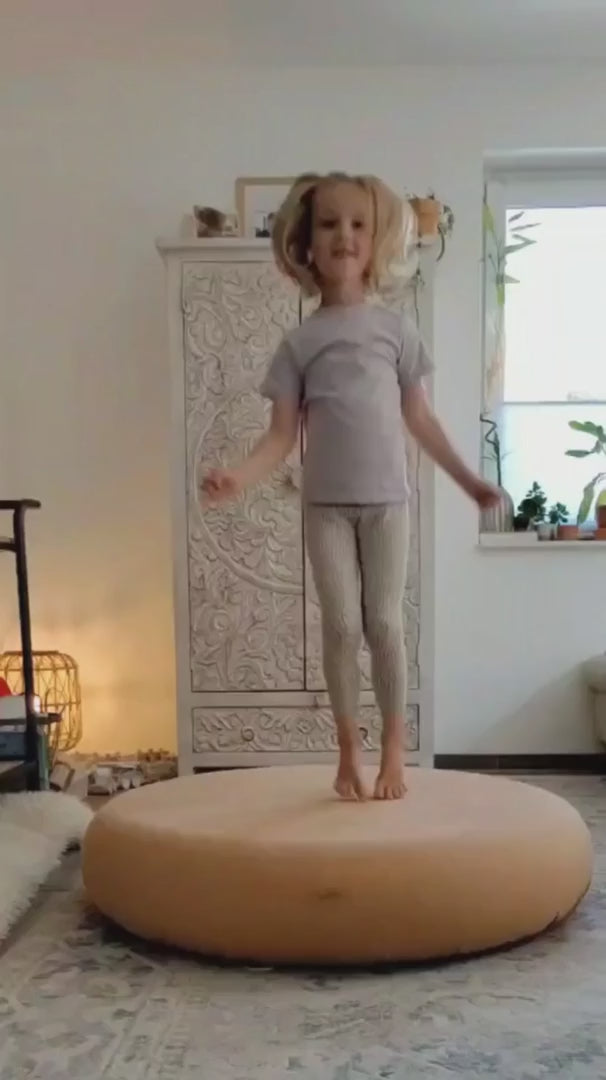 Video laden: Jupiduu indoor springplek / trampoline - Dark Beige