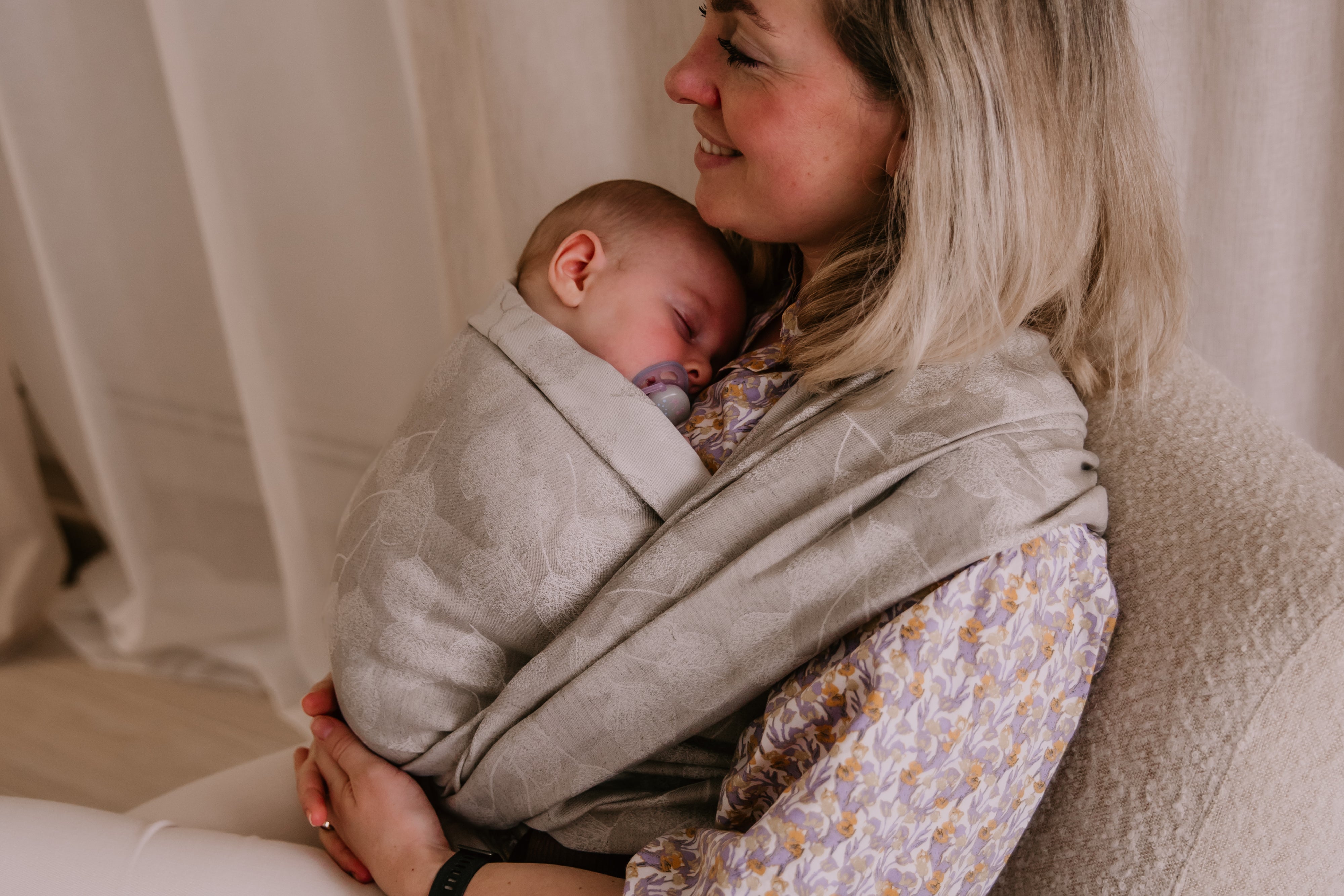 Waarom zou je kiezen voor een geweven draagdoek?